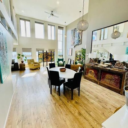Stunning New York Loft Gallery Christchurch Exterior foto